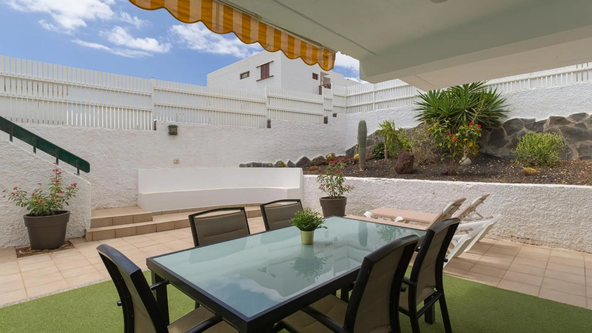 Las Adelfas South Beach 1 By Canariasgetaway San Agustin  Holiday home